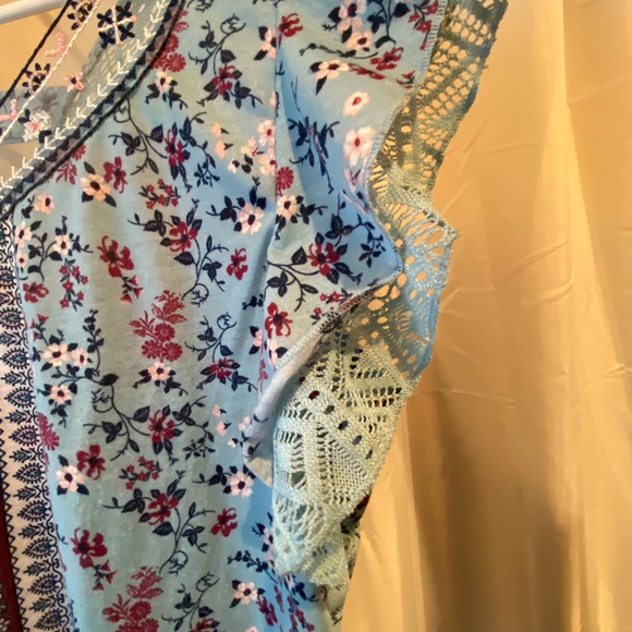 Plus size tops - Picture 10 of 13